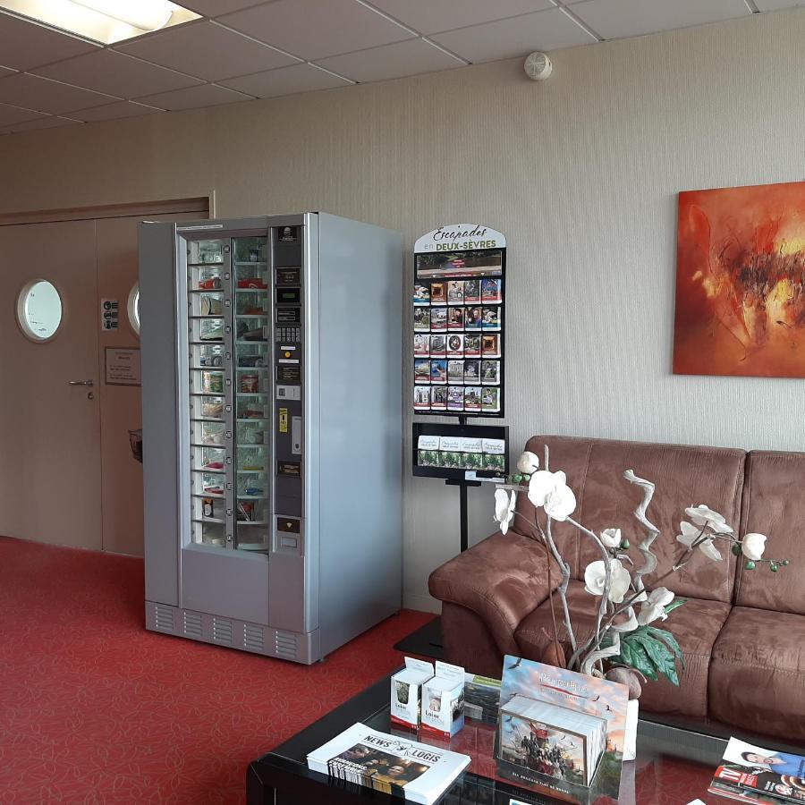 Cit'Hotel Talencia Thouars Exterior foto
