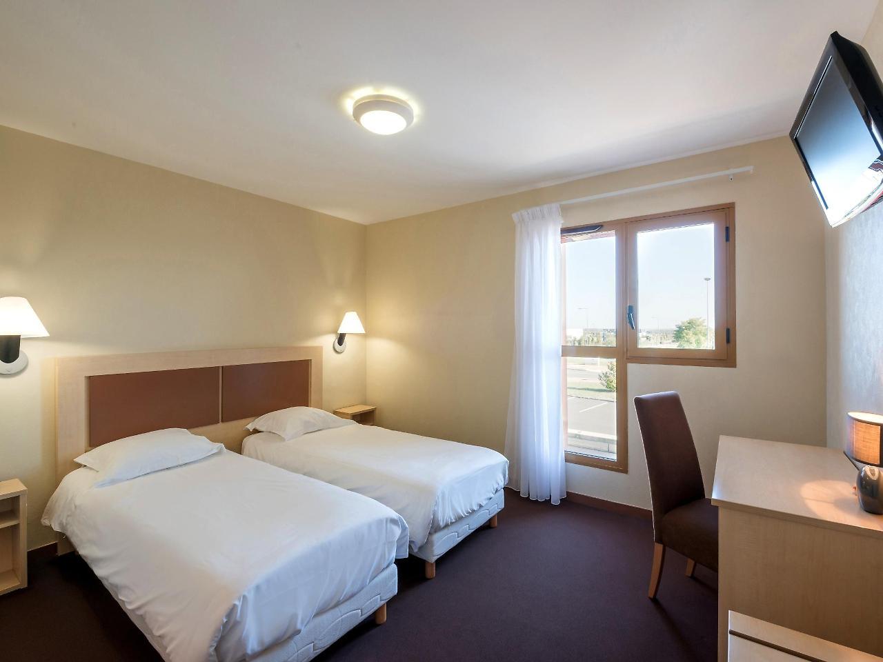 Cit'Hotel Talencia Thouars Exterior foto