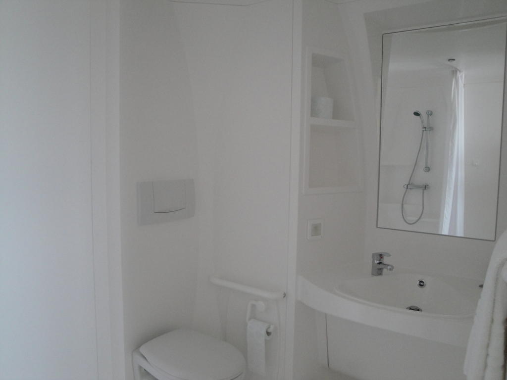 Cit'Hotel Talencia Thouars Quarto foto